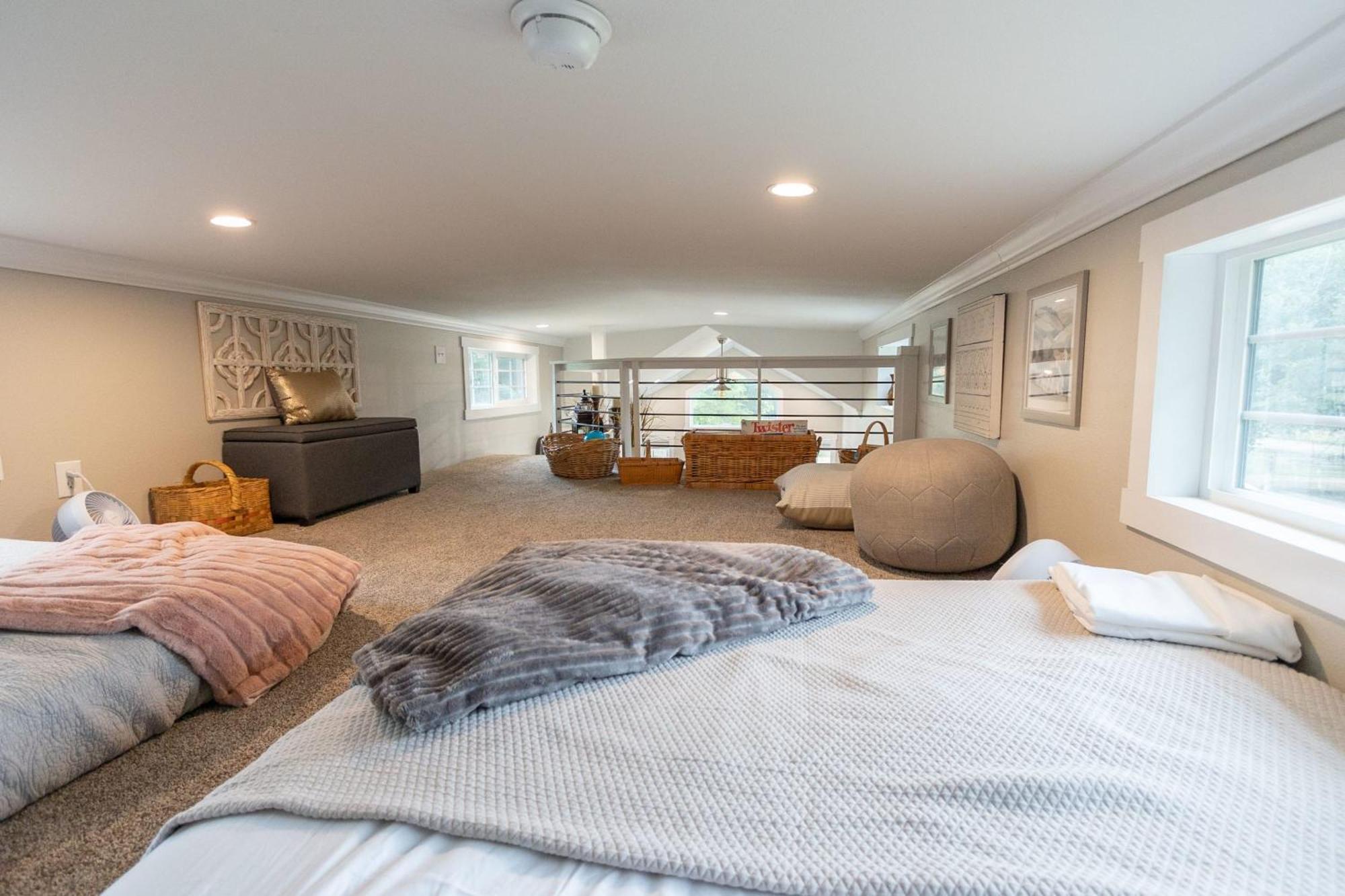 Pet Friendly Tiny House Rental With New Access To Guadalupe River Nbtx 뉴 브라운펠스 외부 사진